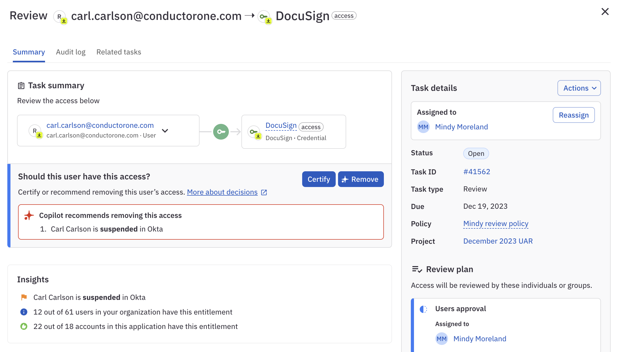 A review task's details screen showing a Copilot flag on an insight and a recommendation to remove the access.